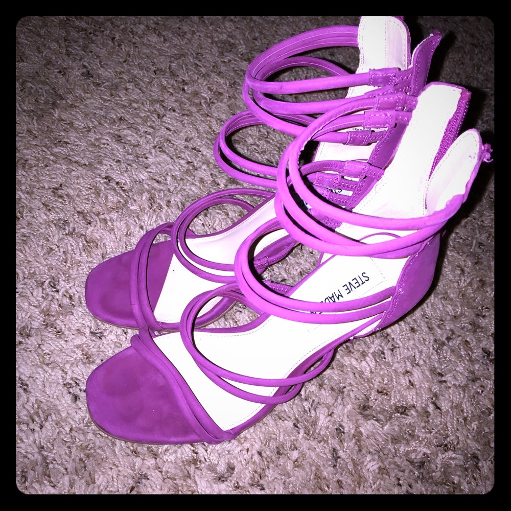Steve Madden pumps